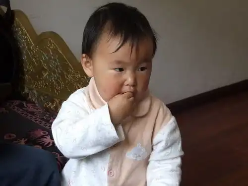 发几张女儿游泳的照片专辑kdlp
