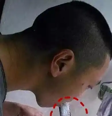 搞笑图片好热哦假发