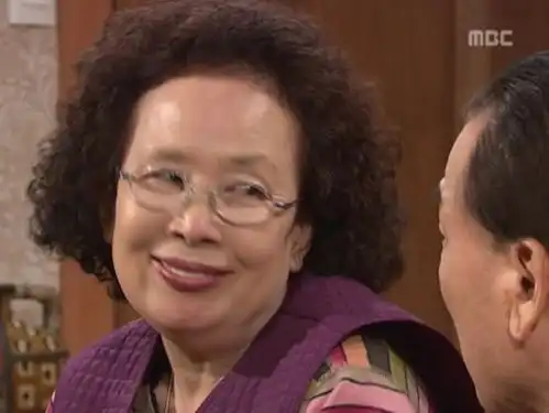 出生在北京,韩国搞笑奶奶名门之后却贫困,罗文姬靠的是自己  出生在北京,韩国搞笑奶奶名门之后却贫困,罗文姬靠的是自己