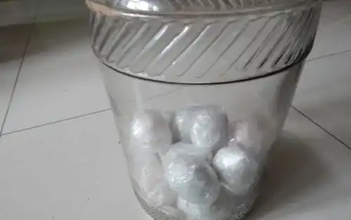  生的咸鸭蛋,是怎么做的