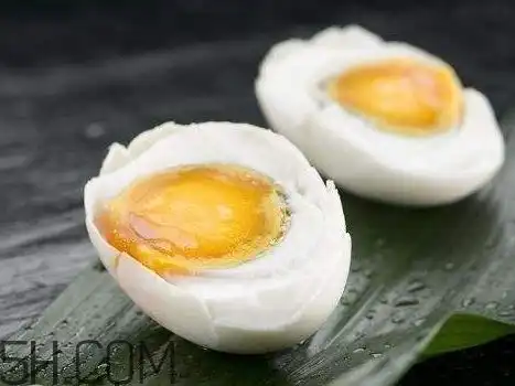  煮鹅蛋水开后多久能熟