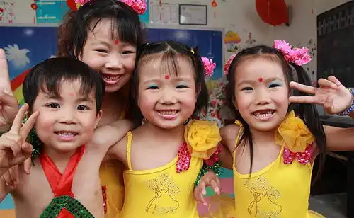  小学生最低调的作文走红,教师炫富炫得如此高雅,你是第一人