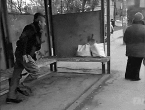  周四雷人搞笑囧图合集姑娘为何这球弹性这么好