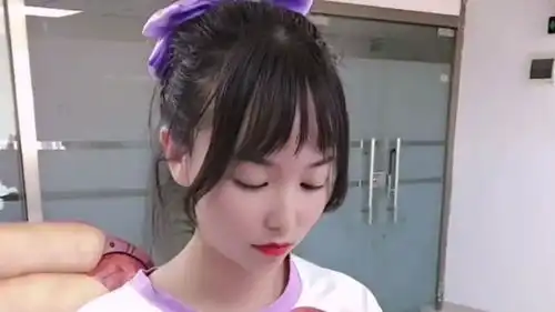  搞笑视频,你觉得世界上最伟大动物是什么美女的回答太搞笑了