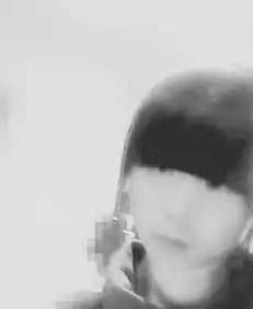  女生18岁瓜子脸中发做什么头发好看