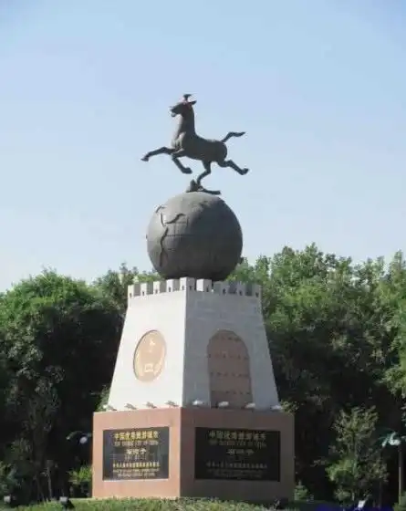 我国最排外的火车站,刚出站就让人立马滚蛋,真霸气  我国最排外的火车站,刚出站就让人立马滚蛋,真霸气