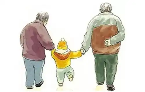 夏天到了,姥姥担心外孙女穿纸尿裤闷热,亲手打造镂空纸尿裤  夏天到了,姥姥担心外孙女穿纸尿裤闷热,亲手打造镂空纸尿裤