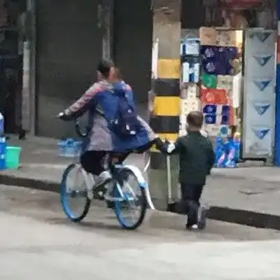 我总算知道我的快递为什么现在还没到了丨爆笑囧图 我总算知道我的快递为什么现在还没到了丨爆笑囧图