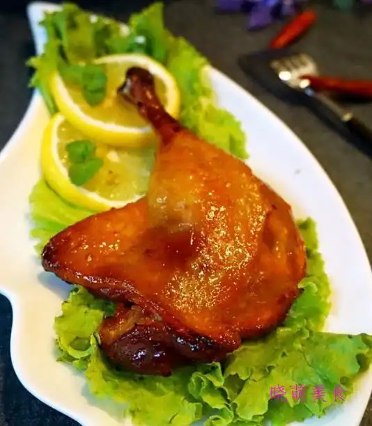  香酥鸭腿干炸里脊香酥虾香酥鸡翅中炸鱿鱼圈的家常做法
