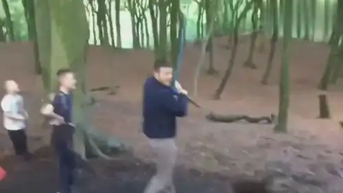 每日一笑国外搞笑傻缺悲剧合集,外国人就是会玩  每日一笑国外搞笑傻缺悲剧合集,外国人就是会玩