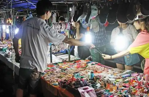  风向变了为了解决就业,让老百姓掏钱,又要搞地摊经济