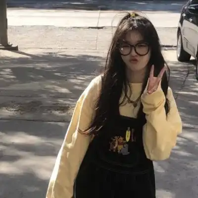  清纯可爱女生头像女搞怪图片