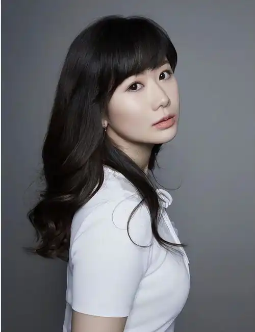  福原爱曝光行程,表明未躲藏,与儿子幸福相伴快乐二战军事条约乒乓球比赛奥林匹克运动会网易订阅