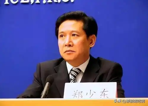  广东头号警花王菲,自愿沦为高官情妇,成公共玩物,敛财上亿