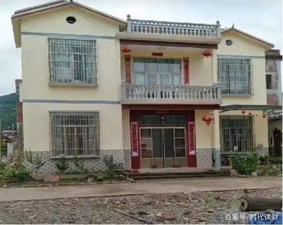 农村房屋要发证书了,村干部挨家挨户通知,但有5类房办不了  农村房屋要发证书了,村干部挨家挨户通知,但有5类房办不了