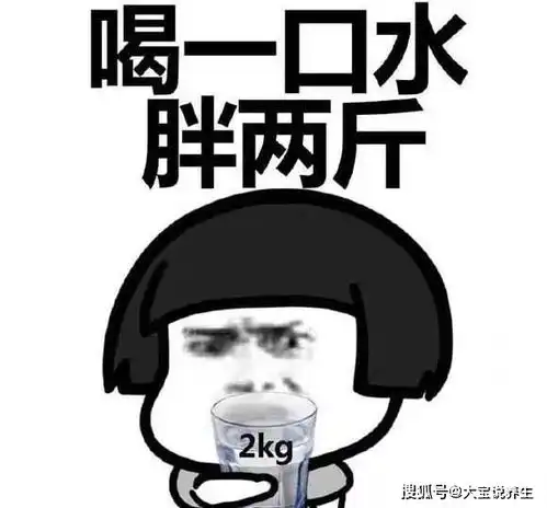  幽默笑话昨天晚上我在上网,老公在旁边奋力做他的高达模型