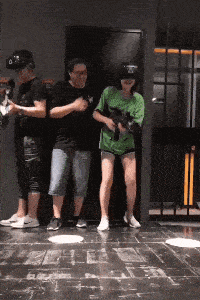  搞笑gif段子咱也不知道这是什么照相技能,但真的很搞笑