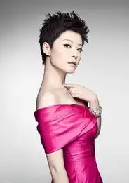  袁莉华美宫廷装性感裙摆飞扬秀香肩玉腿9