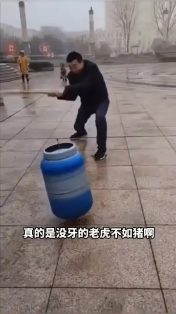 只要用的好,废物变成宝搞笑配音搞笑视频  只要用的好,废物变成宝搞笑配音搞笑视频