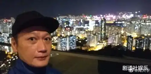 师奶杀手陶大宇罕见现身龙母庙,还神之余不忘解签问前路