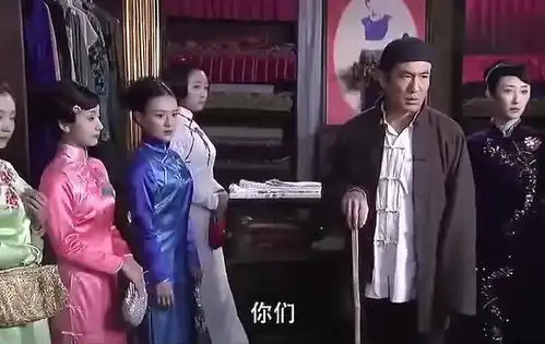  鬼子不识抬举挑衅美女战士,不料被美女一招送上西天,身边都是美女特工