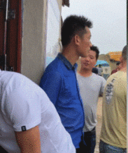  搞笑gif我家猫咪的眼睛是不是出问题了