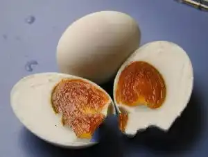 咸鸭蛋图片搞笑咸香