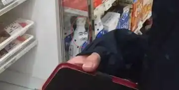  爆笑农村大爷找人p照片,笑得我内裤都飞了