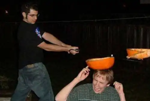 搞笑段子我该怎么办长得丑就要像我一样赶紧找个深山躲起来  搞笑段子我该怎么办长得丑就要像我一样赶紧找个深山躲起来