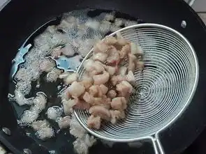  煮饭到底用冷水还是热水90的人都做错了