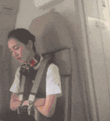  我看着是被咬掉了