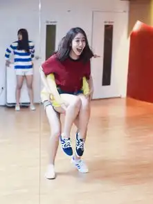 搞笑gif是不是瞧不起胖子,给我个完美的解释  搞笑gif是不是瞧不起胖子,给我个完美的解释