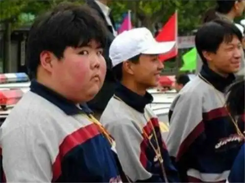 胖子搞笑图片人物钱志君