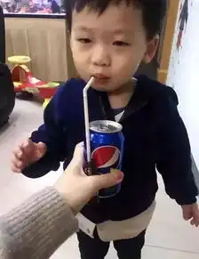  搞笑图片做备胎是什么感觉心疼开摩托的小哥