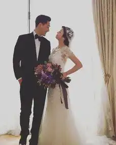 婚纱照藏三年结婚纪念日曝出周渝民喻虹渊满满甜蜜  婚纱照藏三年结婚纪念日曝出周渝民喻虹渊满满甜蜜