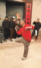  搞笑gif动态图哥们,你走火入魔了吧打别人干啥呀