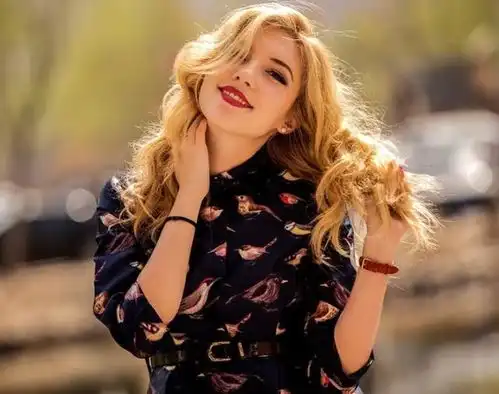  世界上最小的国家,全国仅有32人,人口增长全依靠总统夫人