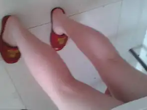  小腿肌肉很硬,,,各位有过经历的人告诉我怎么办急啊附带照片