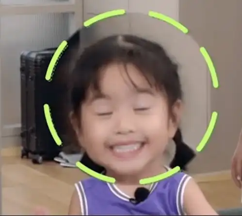  行走的表情包包贝尔女儿饺子古灵精怪