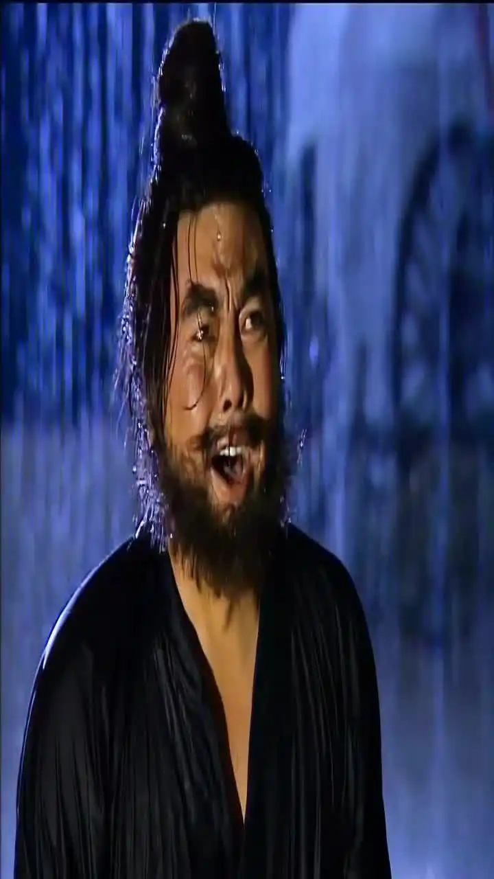  二位嫂嫂被抛弃,关羽当时就慌了,刘备的表情亮了
