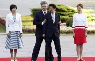  安倍晋三最想删除的照片,原来他有这么多尴尬水水扒历史