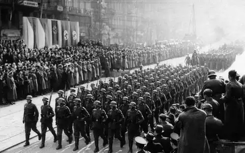 二战前,德国向中国出售40万套装备,希特勒却只要三件东西  二战前,德国向中国出售40万套装备,希特勒却只要三件东西