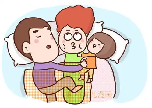 冬天一家三口的6种神仙睡姿,太搞笑了,快来认领自己  冬天一家三口的6种神仙睡姿,太搞笑了,快来认领自己