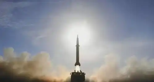 突发俄军导弹击毁美军黑鹰直升机,7名美中情局特工死于非命  突发俄军导弹击毁美军黑鹰直升机,7名美中情局特工死于非命