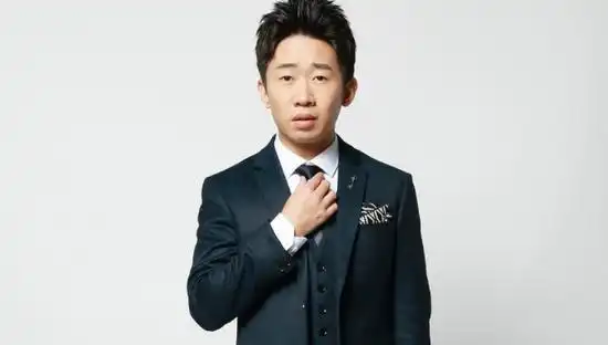  太好笑了杨迪刷热搜看到丑得刚刚好的鸭子,评论都说是他自己