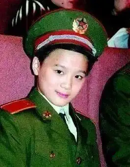  你可能不知道,姜昆还有一个儿子,背后的故事太感人