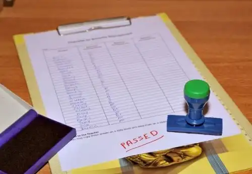  竣工图盖章的位置一般在图纸的哪个部位