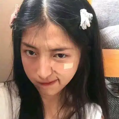 女生头像卖萌可爱一组专门搞怪逗比的小女孩  女生头像卖萌可爱一组专门搞怪逗比的小女孩