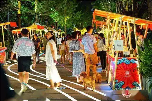  工作不好找,地摊搞一搞