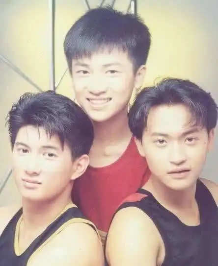  小虎队唱的最好,长得最帅,跳的最好,为什么最不红的也是他